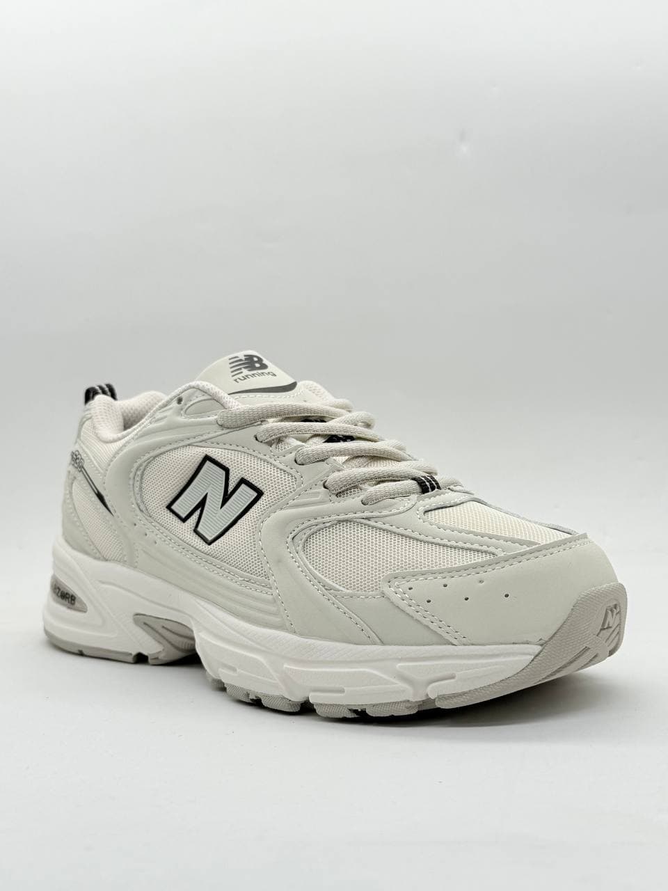 کفش نیوبالانس 530 زنانه کرمی کم رنگ New Balance 530 Light Cream — تصویر ۲