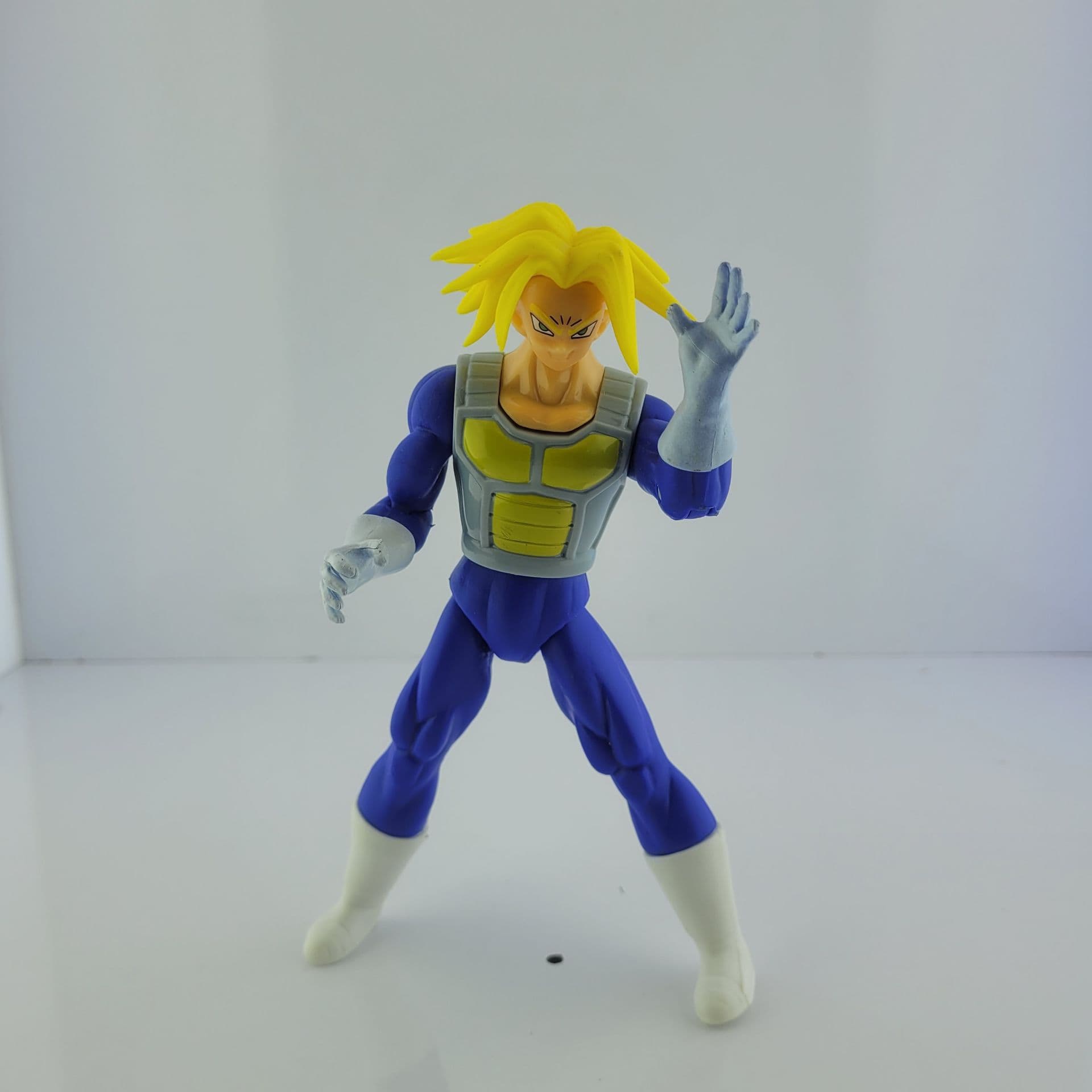 اکشن فیگور انیمه دراگون بال طرح ویجیتا فرم Super Saiyan — تصویر ۵