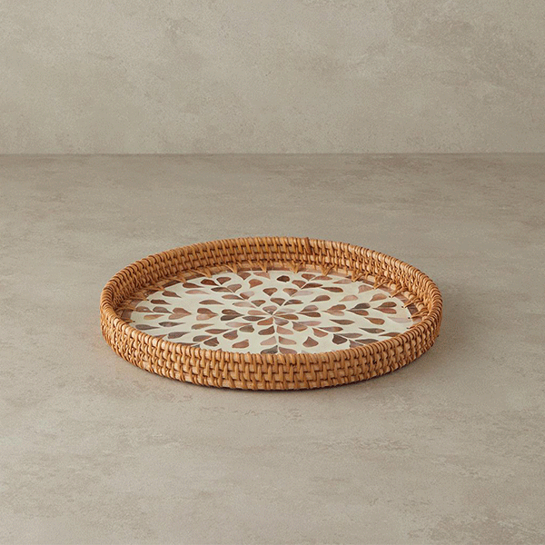 سینی گرد حصیری انگلیش هوم مدل Louice Rattan — تصویر ۳