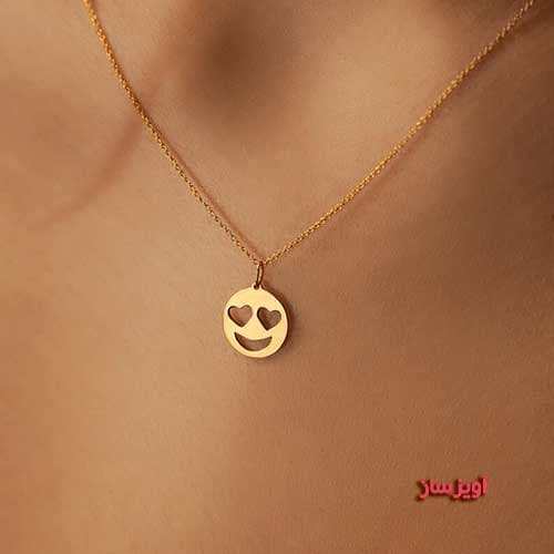 گردنبند ایموجی قلب کد 100575