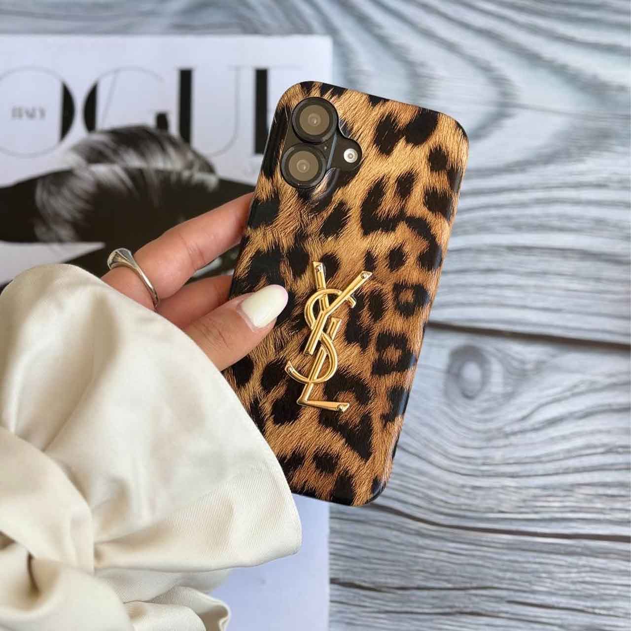 قاب YSL پلنگی برای گوشی های سامسونگ — تصویر ۵