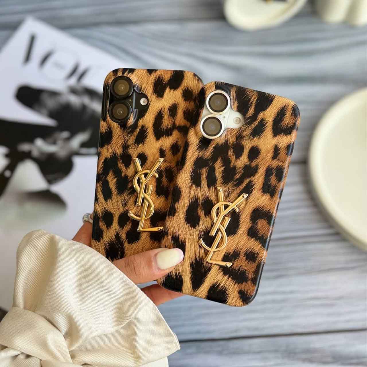 قاب YSL پلنگی برای گوشی های سامسونگ — تصویر ۲