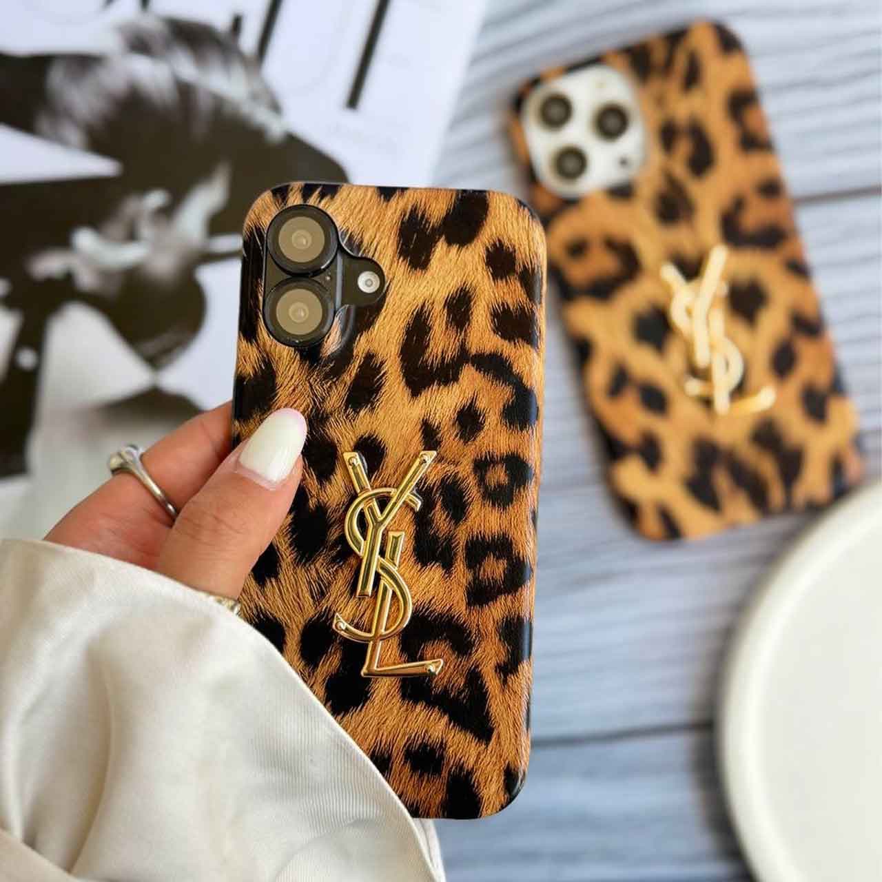 قاب YSL پلنگی برای گوشی های سامسونگ — تصویر ۴