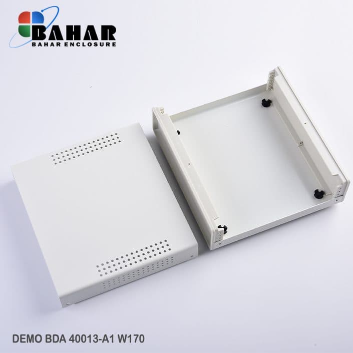BDA 40013-A1 W170 جعبه فلزی با پانل پلاستیکی — تصویر ۴