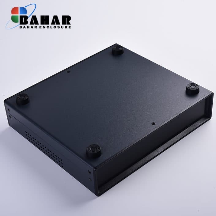 BDA 40012-A2 W170 جعبه فلزی با پانل پلاستیکی — تصویر ۳