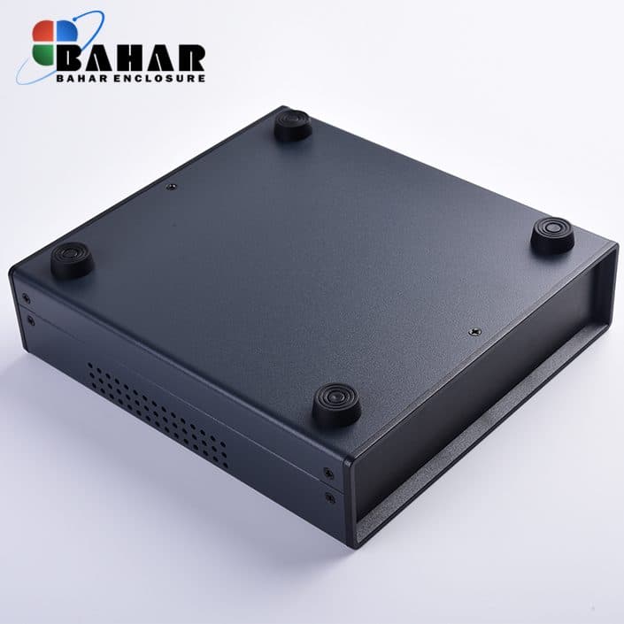 BDA 40011-A2 W250 جعبه فلزی با پانل پلاستیکی — تصویر ۳