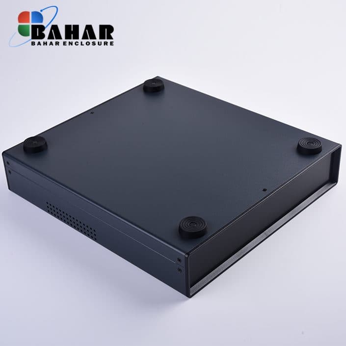 BDA 40010-A2 W300 جعبه فلزی با پانل پلاستیکی — تصویر ۳