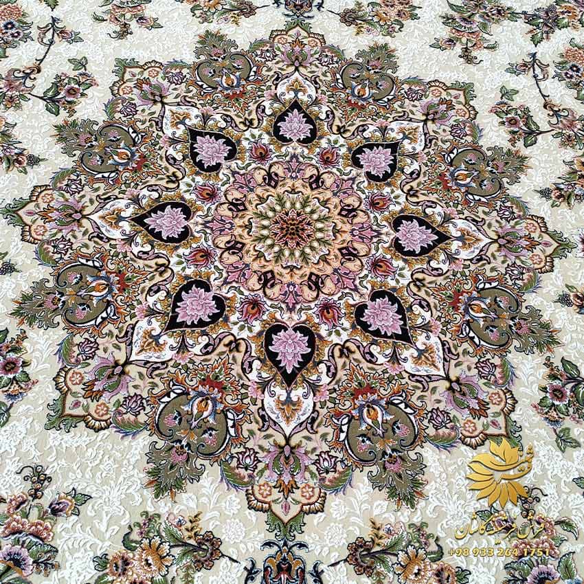فرش طرح جواهر کرم 1200 شانه گل برجسته — تصویر ۴