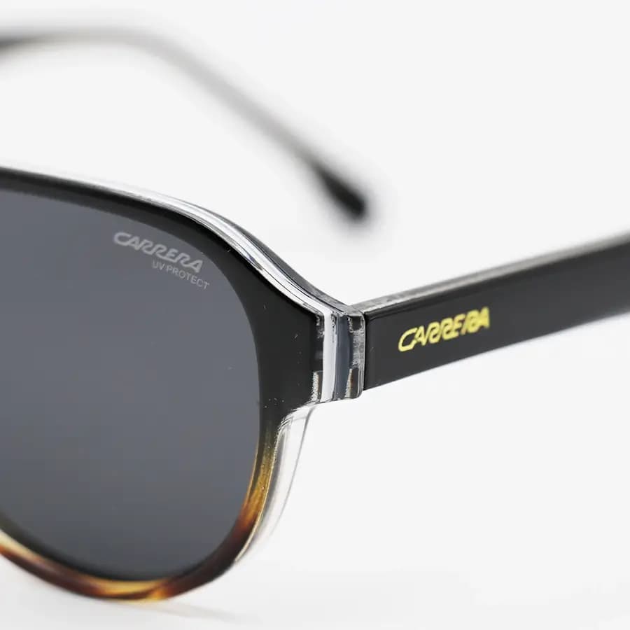 عینک آفتابی Carrera با فریم شکل خلبانی، رنگ مشکی و قهوه‌ای، دسته سیم‌دار و لنز دودی تیره و پلاریزه مدل 581003 — تصویر ۶