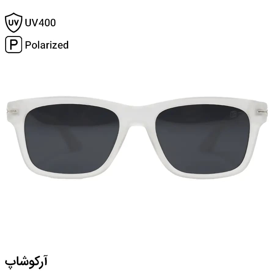 عینک آفتابی دیوید بکهام با فریم مستطیلی شکل، رنگ سفید مات (یخی) و لنز دودی تیره و پلاریزه مدل DB0263P — تصویر ۳