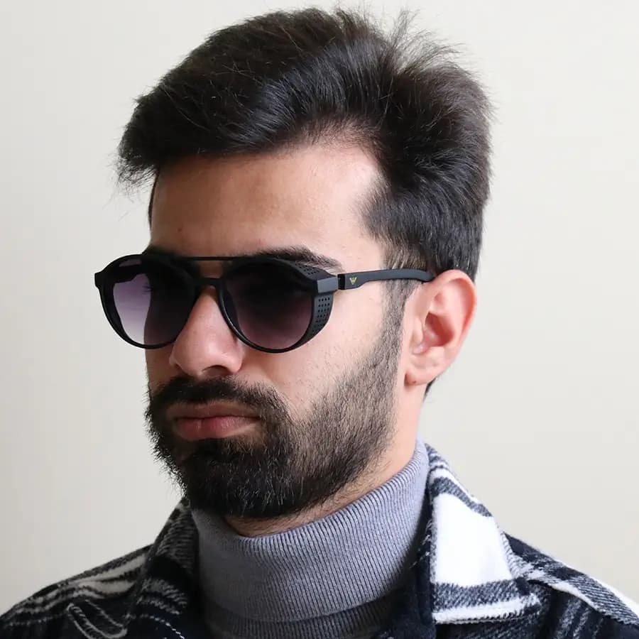 عینک آفتابی امپوریو آرمانی با رنگ فریم سفید مات (یخی)، بغل‌دار، شکل گرد و لنز دودی سایه روشن مدل 1807 — تصویر ۲
