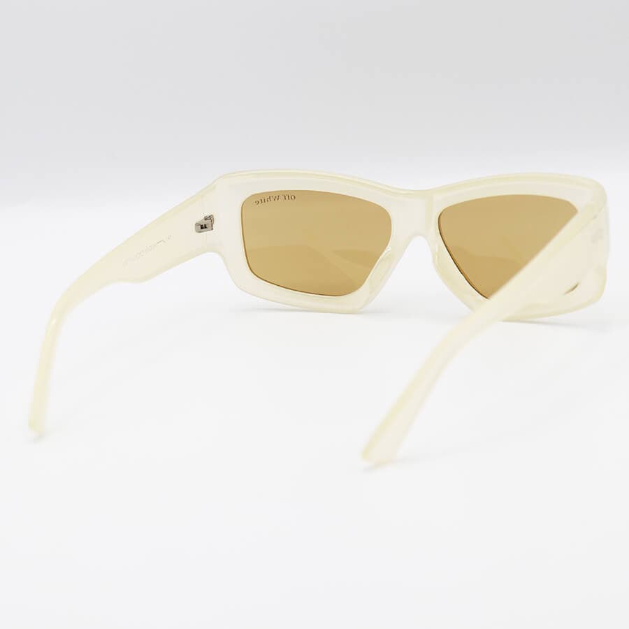 عینک آفتابی OFF-White فانتزی، شکل چند ضلعی، رنگ کرمی و لنز قهوه ای مدل YT7732 — تصویر ۳