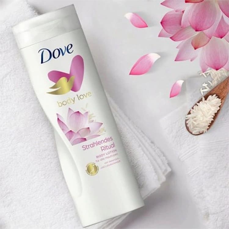 لوسیون بدن Dove مدل Glowing Care حجم 400 میلی لیتر — تصویر ۲