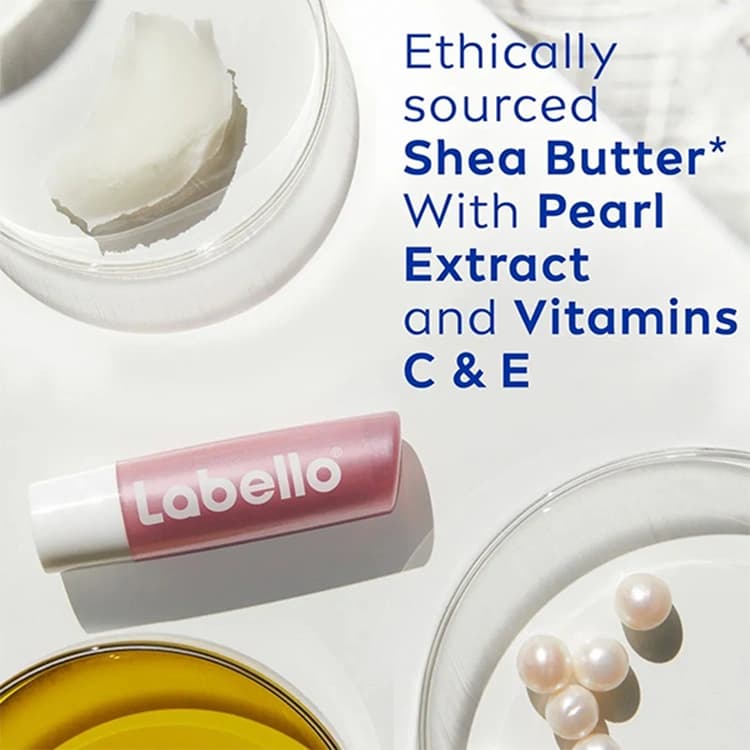 بالم لب Labello مدل Pearly Shine — تصویر ۳
