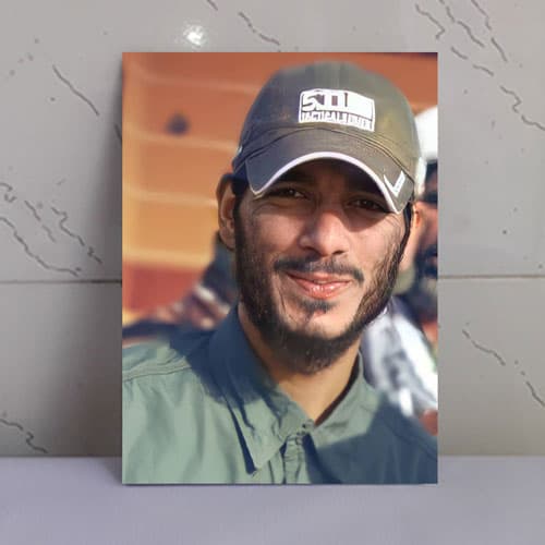 قاب شاسی شهید محمد هادی ذوالفقاری با کیفیت عالی