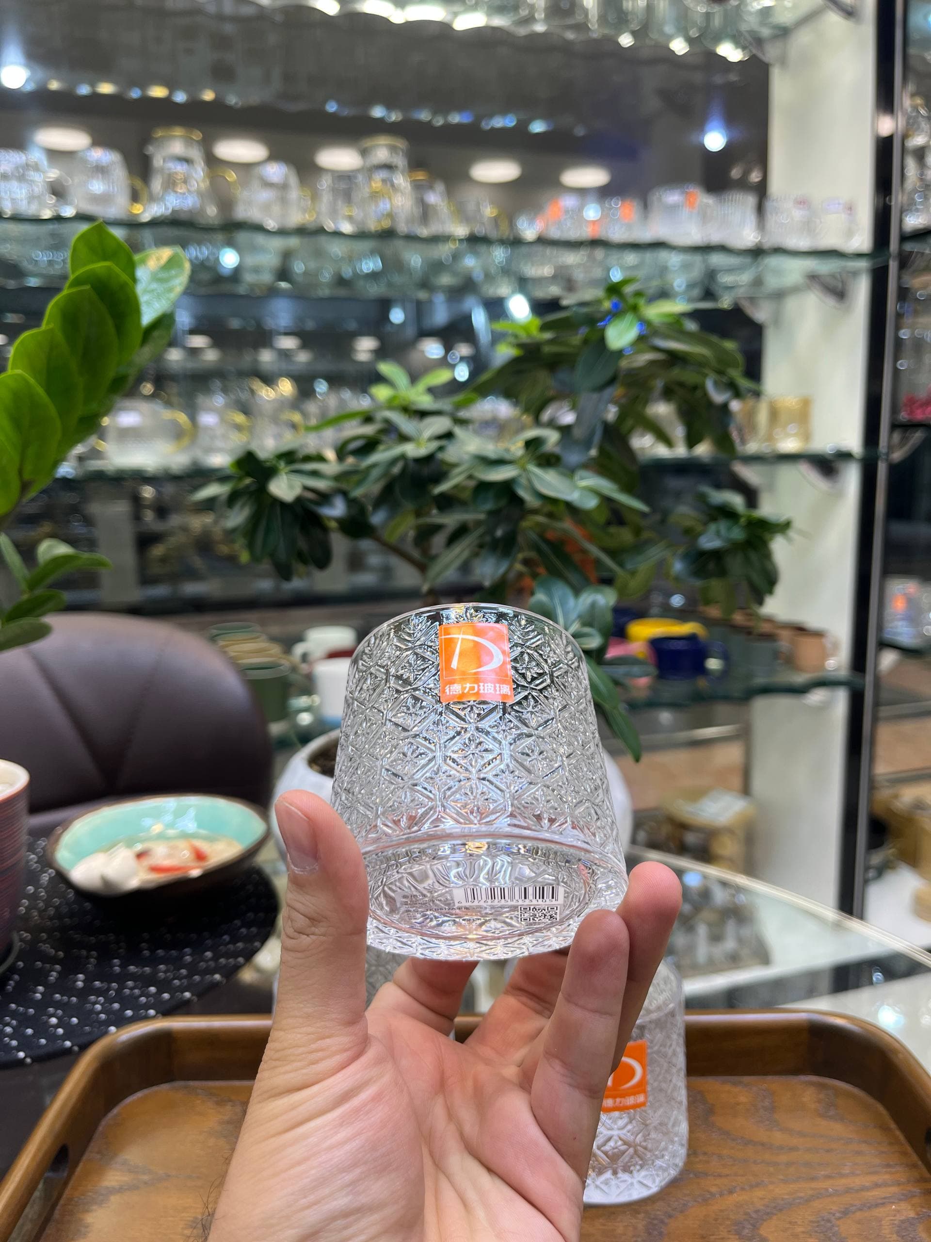 ليوان ٦ تايي طرح هيدرا ته صاف DELI — تصویر ۳