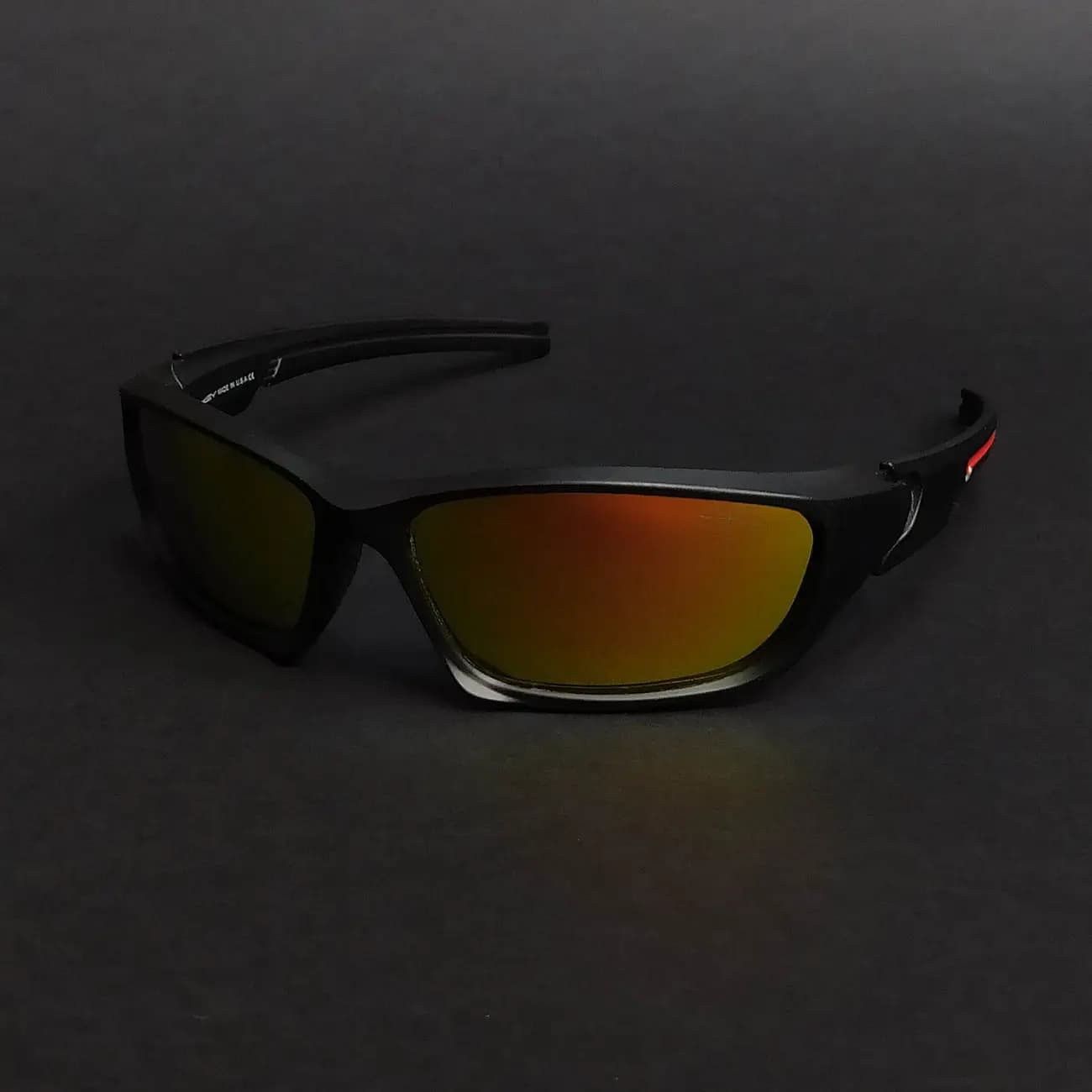 عینک آفتابی Oakley اوکلی اسپرت | فریم دو رنگ با لنز آینهای و طراحی حرفهای