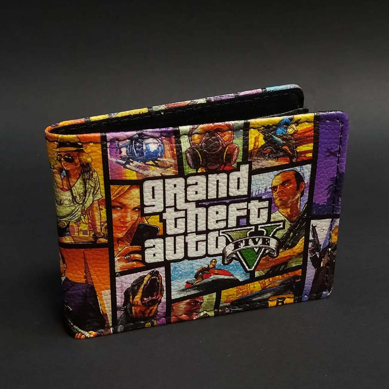 کیف پول چرم چاپی GTA V | مدل Grand Theft Auto V با طراحی گیمینگ و استایل خیابانی