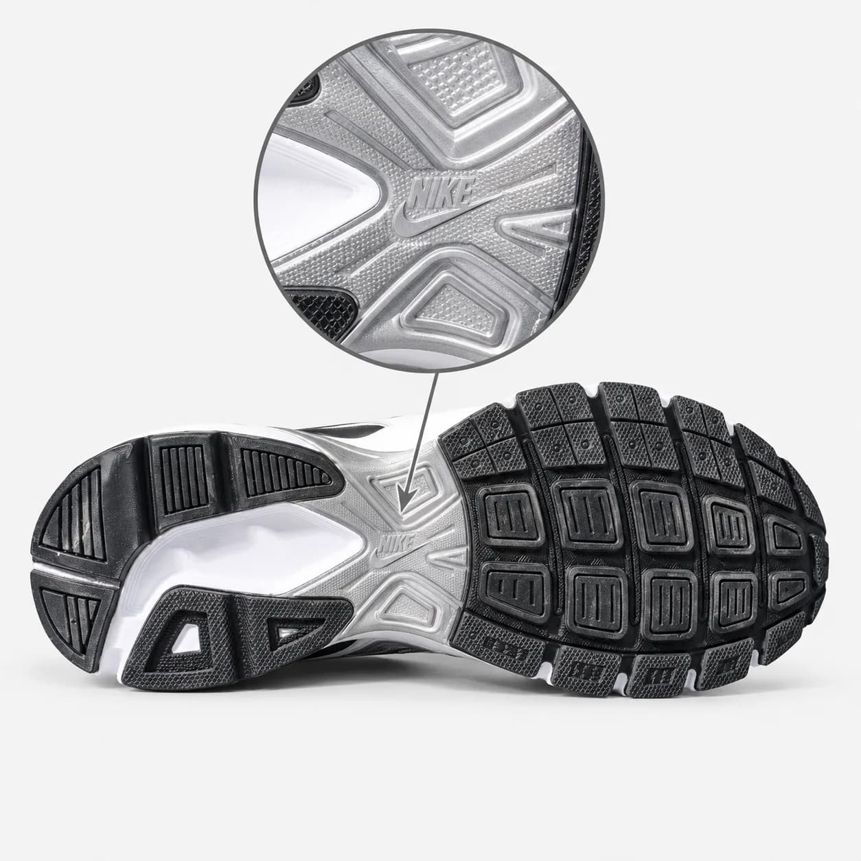کتونی رانینگ راحتی نایک اینترناتور / NIKE INTERNATOR / رنگ سفید مشکی / 4021 — تصویر ۴