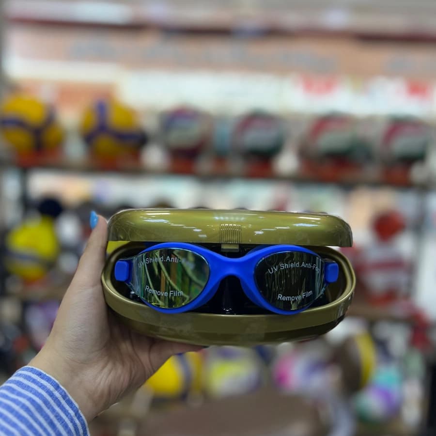 عینک شنا اعلا قاب طلایی SPEEDO کد 1111