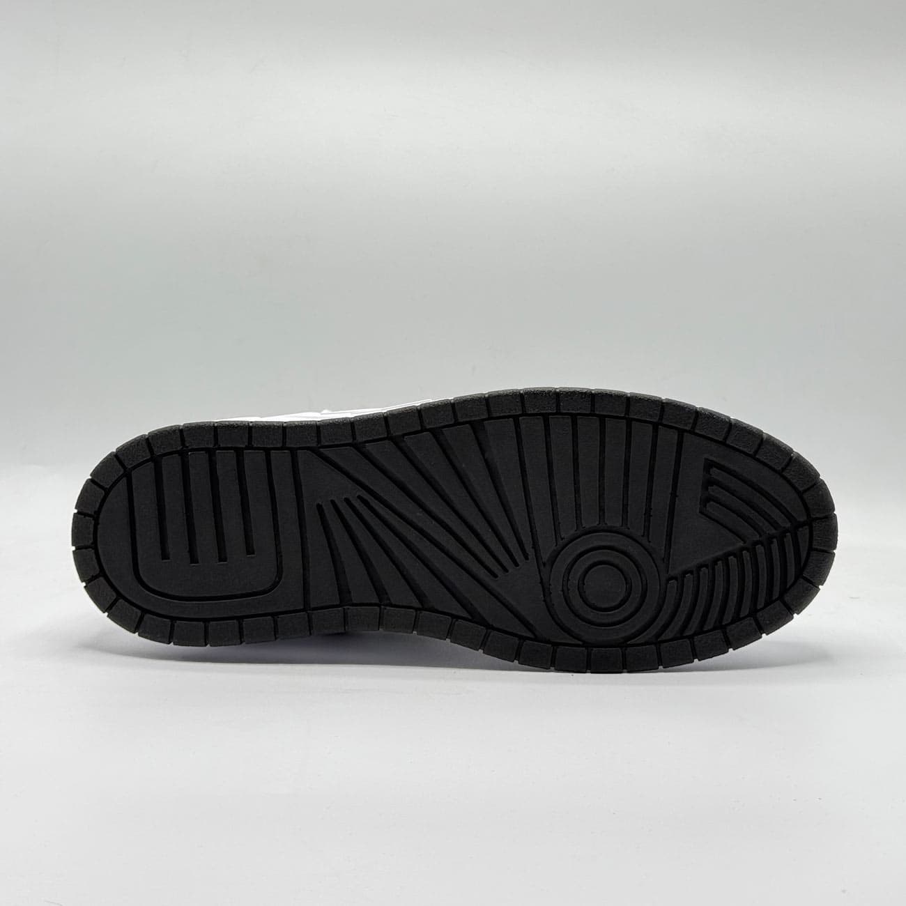 ونس مردانه مدل نیوبالانس NEW BALANCE مردانه و بزرگ‌پا طوسی کد 57903 — تصویر ۴