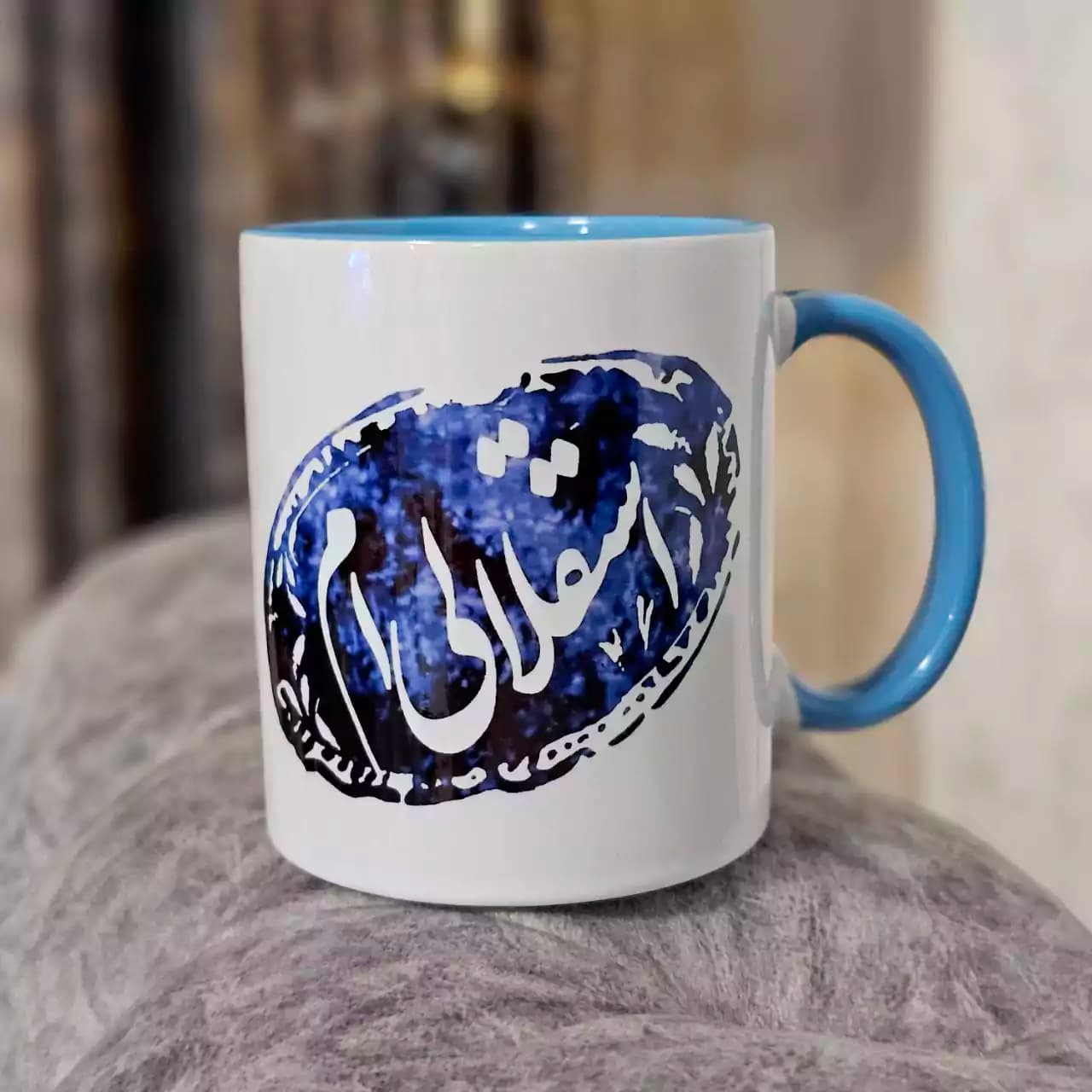 لیوان دسته داخل رنگی با چاپ عکس دلخواه — تصویر ۵