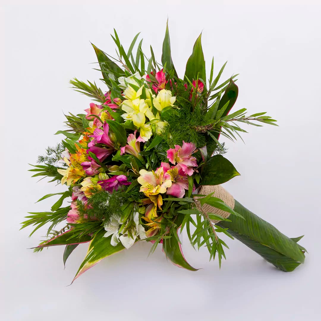 دسته گل هدیه آلسترومریا کد 6550