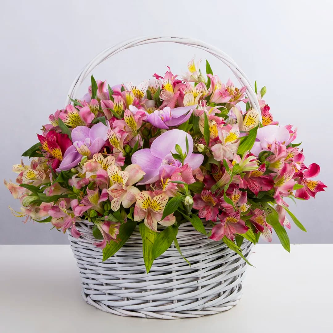 سبد گل هدیه کد 3210