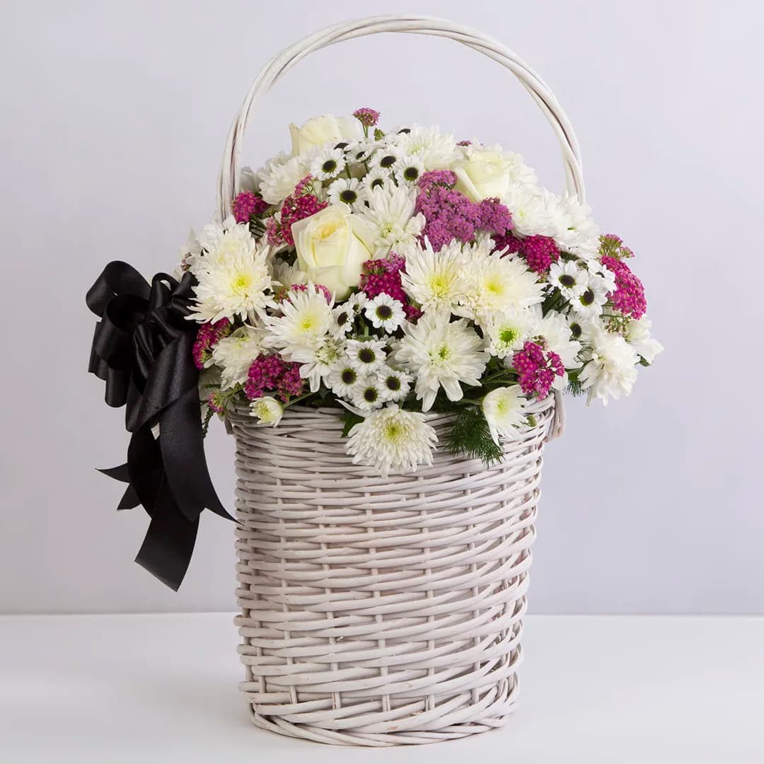 سبد گل رز و داوودی کد 3550