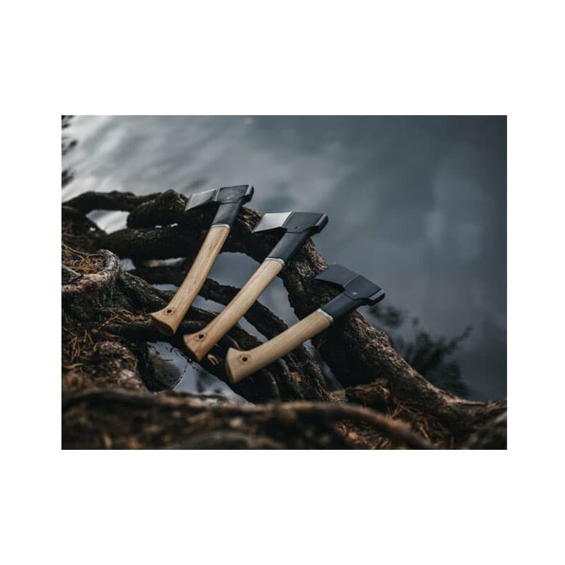 تبر طبیعتگردی فیسکارس – Fiskars Norden Chopping Axe N12 — تصویر ۳