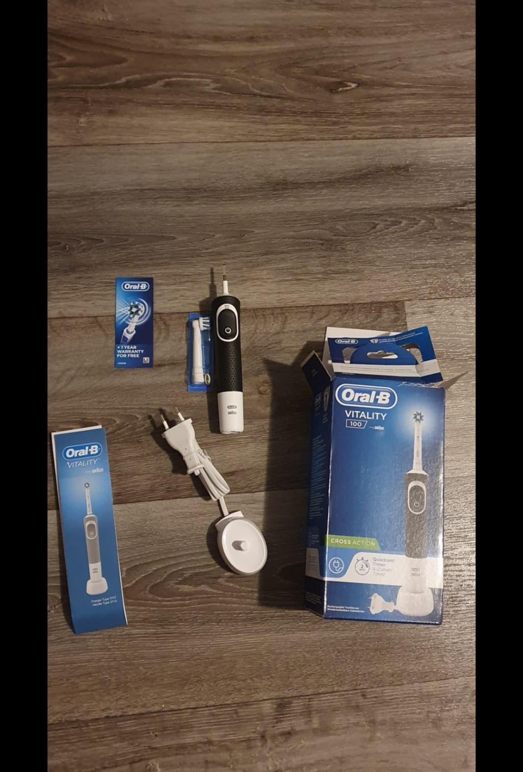 مسواک برقی اورال-بی مدل Vitality 100 Sensi (اورجینال) — تصویر ۳