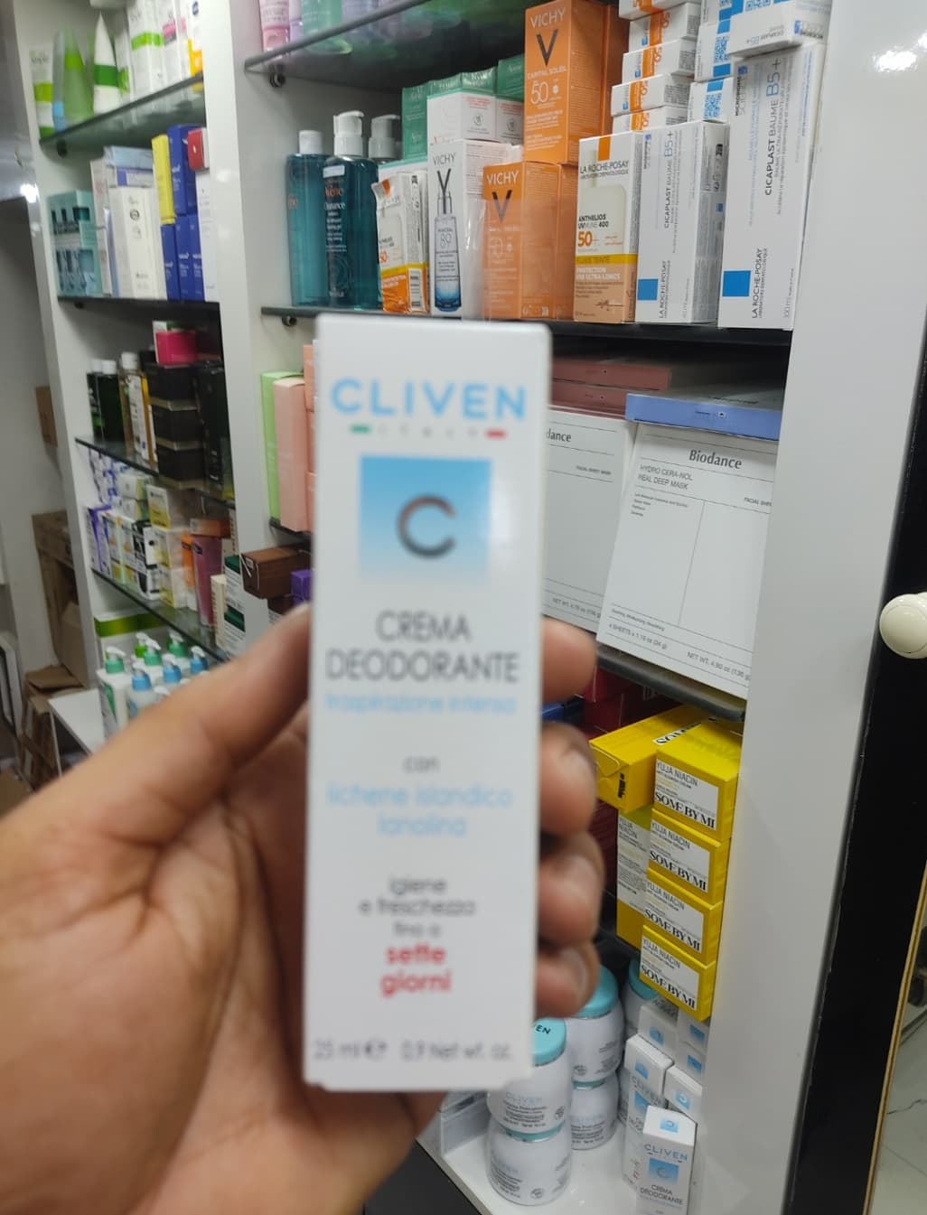 کرم دئودورانت کلیون مدل Deodorant Cream 7 Days حجم 25 میلی لیتر Cliven 7 Days Deodorant Cream for intense perspiration 25ml