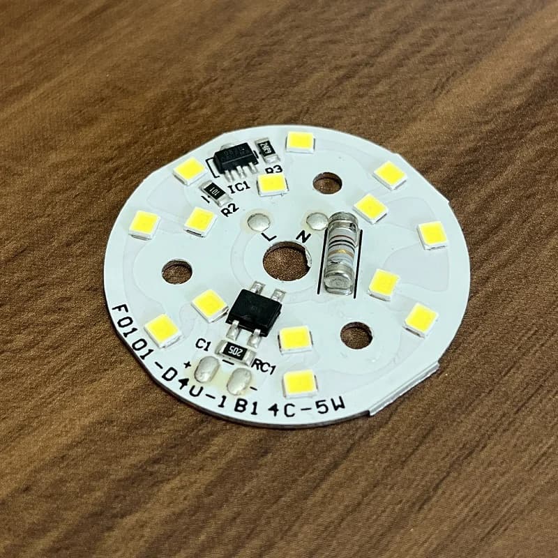 چیپ LED مهتابی 5W تایوانی