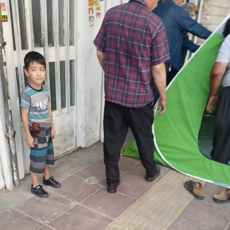 چادر مسافرتی فنری و خیمه کمپی برزنتی 12 نفره — تصویر ۳