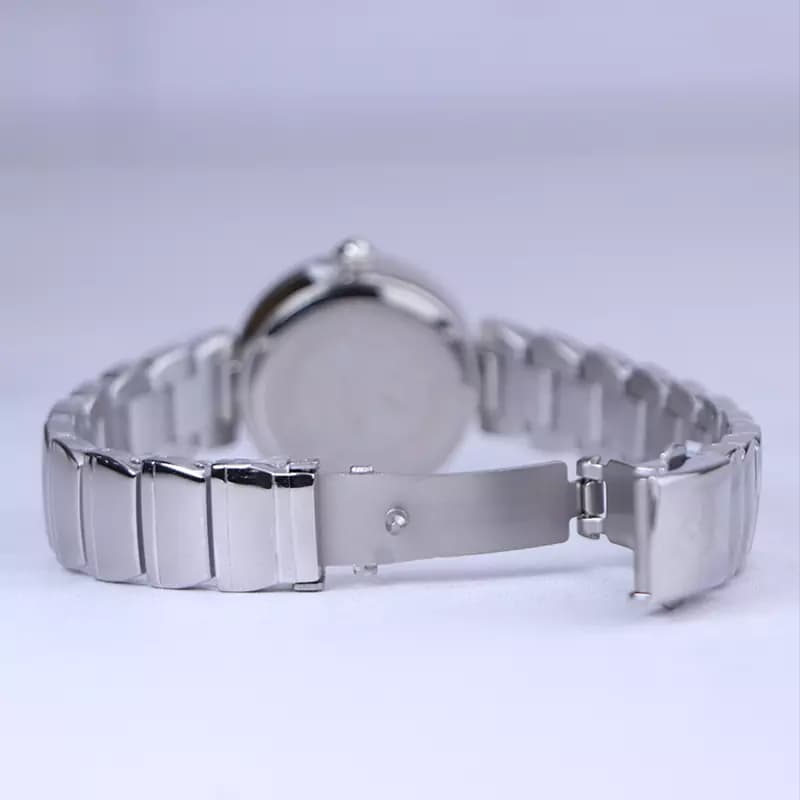 ساعت مچی ویتوریا زنانه فلزی نقره ای صفحه سبز VT 3395/1 — تصویر ۳