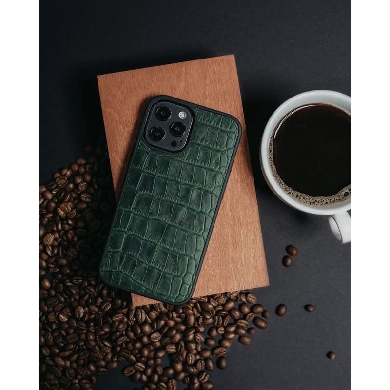 کاور چرم طبیعی کروکودیل مناسب آیفون iphone 13 pro کدk 20979