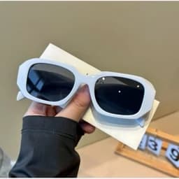 عینک آفتابی پرادا uv400 دسته سه بعدی +دستمال نانو مخصوص + ارسال رایگان کد13 — تصویر ۴