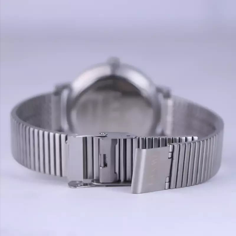 ساعت مچی عقربه ای لاکسمی زنانه فلزی نقره ای L 8121/1 — تصویر ۳