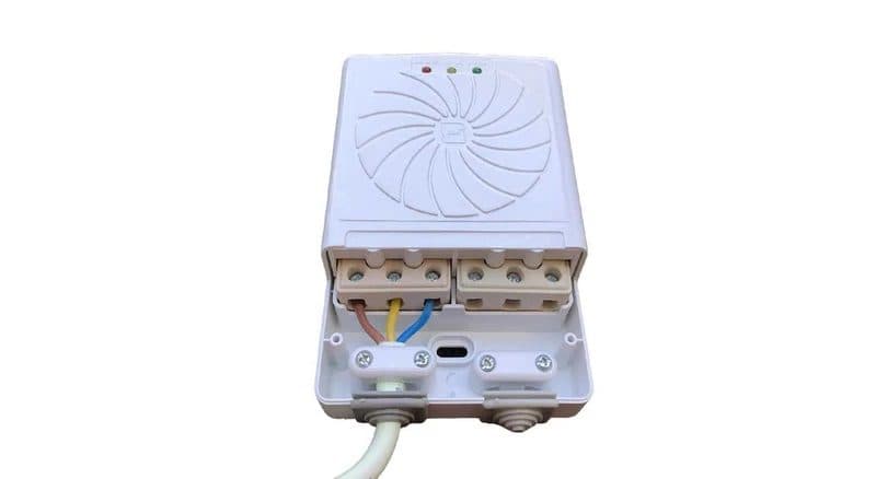 محافظ ولتاژ ترمینالی پشت کنتری تیراژه مدل S9009
