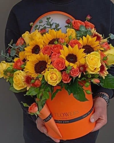 چگونه گل برای عشقم با جعبه شیک سفارش بدهم؟