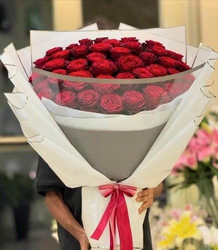 سفارش گل برای همسرم با تم عاشقانه از کدام سایت انجام می‌شود؟