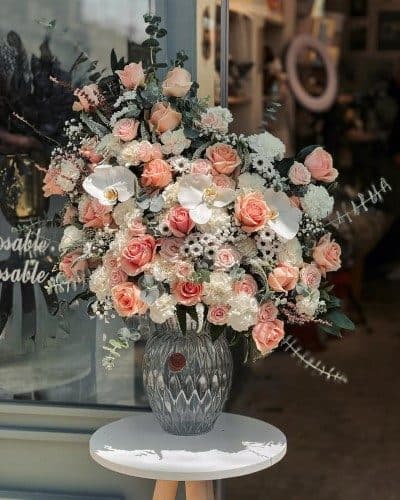 بهترین گلفروشی برای سفارش گل روز داروساز کجاست؟