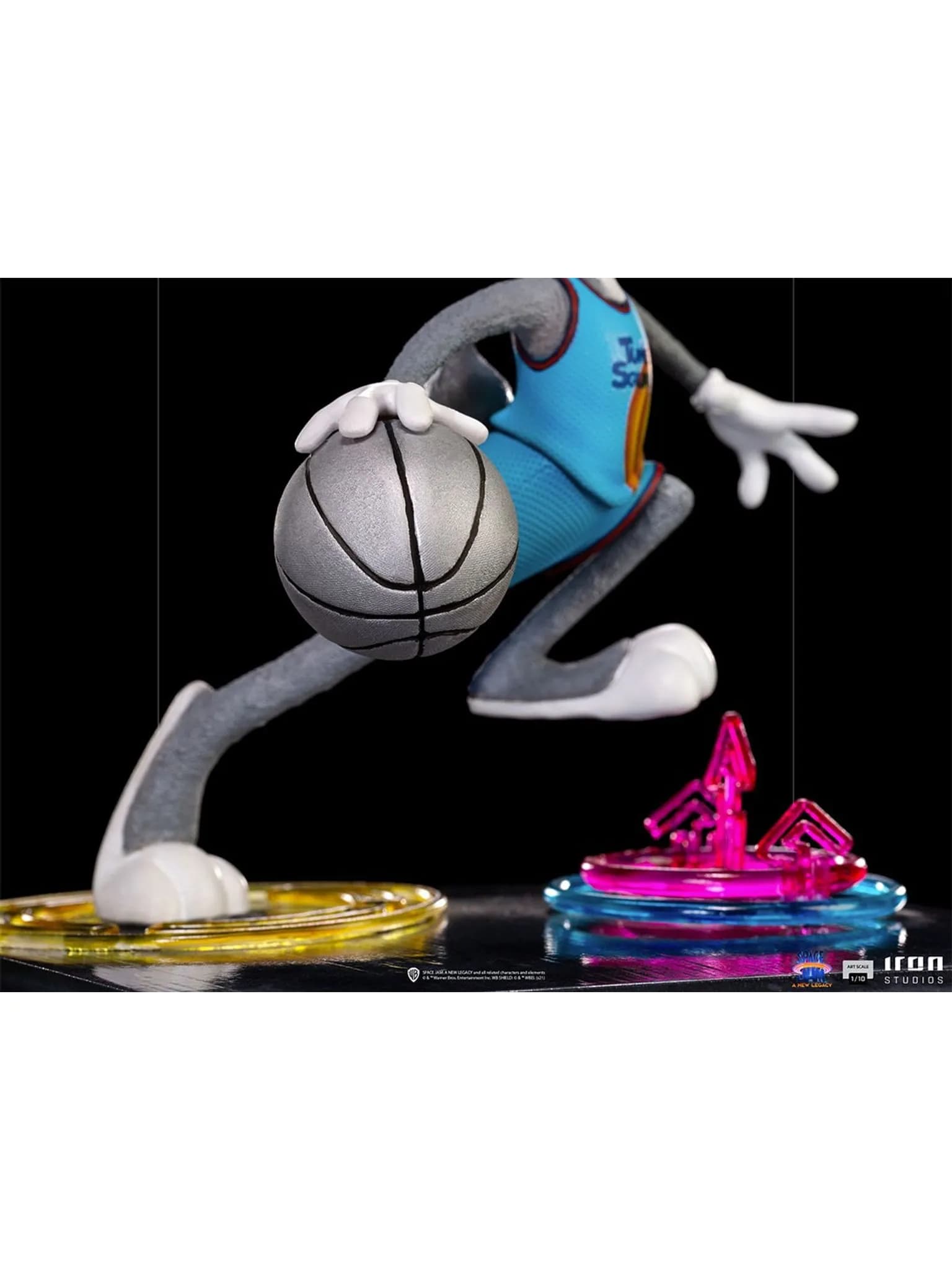 فیگور ایرون استودیو مدل باگز بانی Bugs Bunny طرح لونی تونز Looney Tunes — تصویر ۵