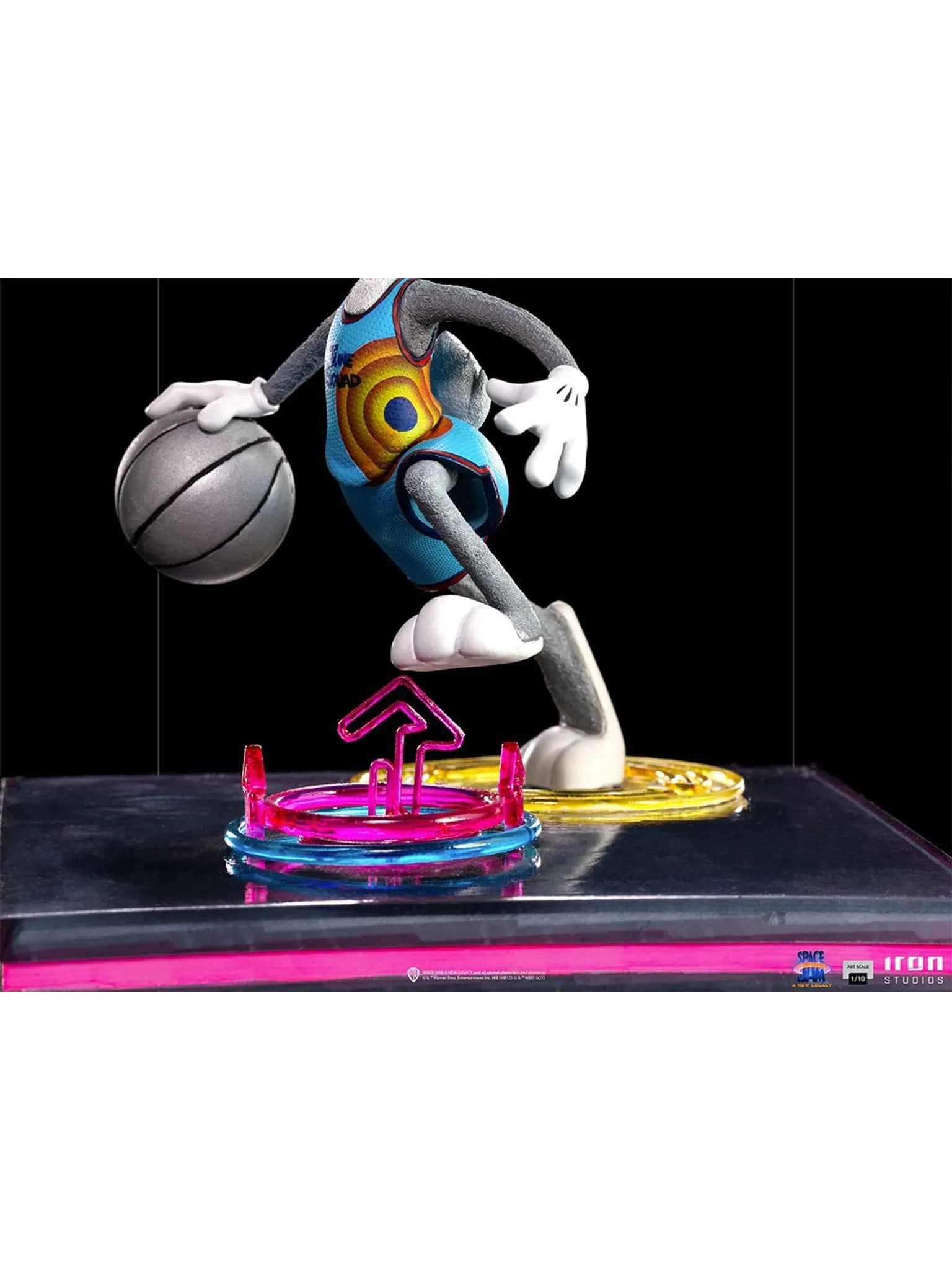 فیگور ایرون استودیو مدل باگز بانی Bugs Bunny طرح لونی تونز Looney Tunes — تصویر ۶
