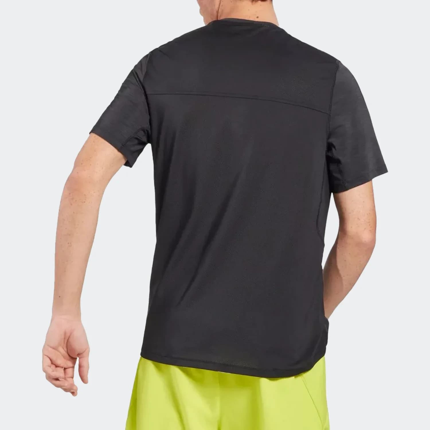 تیشرت مردانه ریباک مدل ACTIV CHILL ATHLETE MEN’S T-SHIRT — تصویر ۳