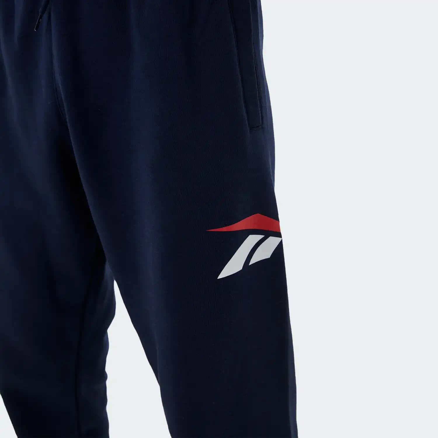 شلوار مردانه ریباک مدل Classics Brand Proud Pants — تصویر ۴