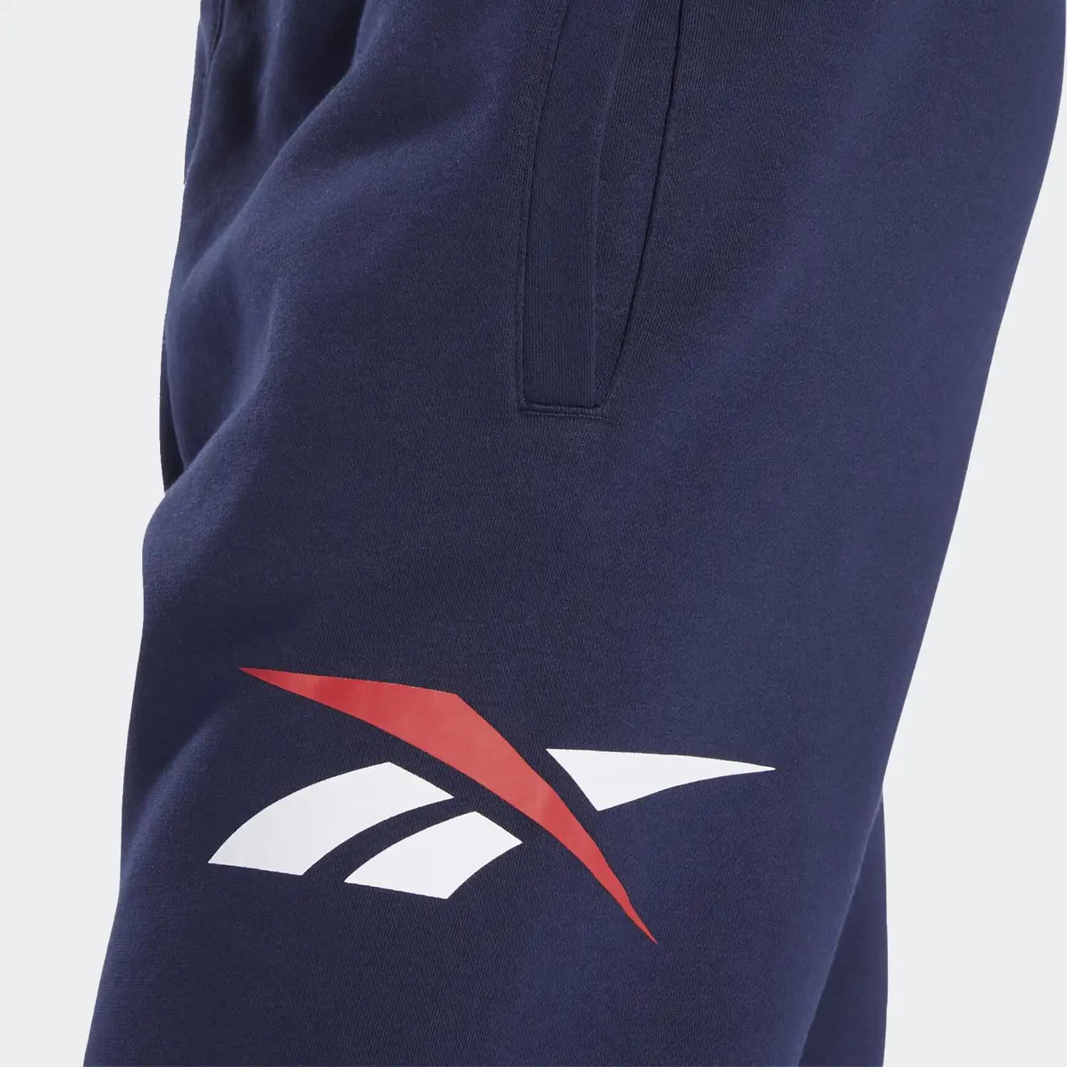 شلوار مردانه ریباک مدل Classics Brand Proud Pants — تصویر ۳