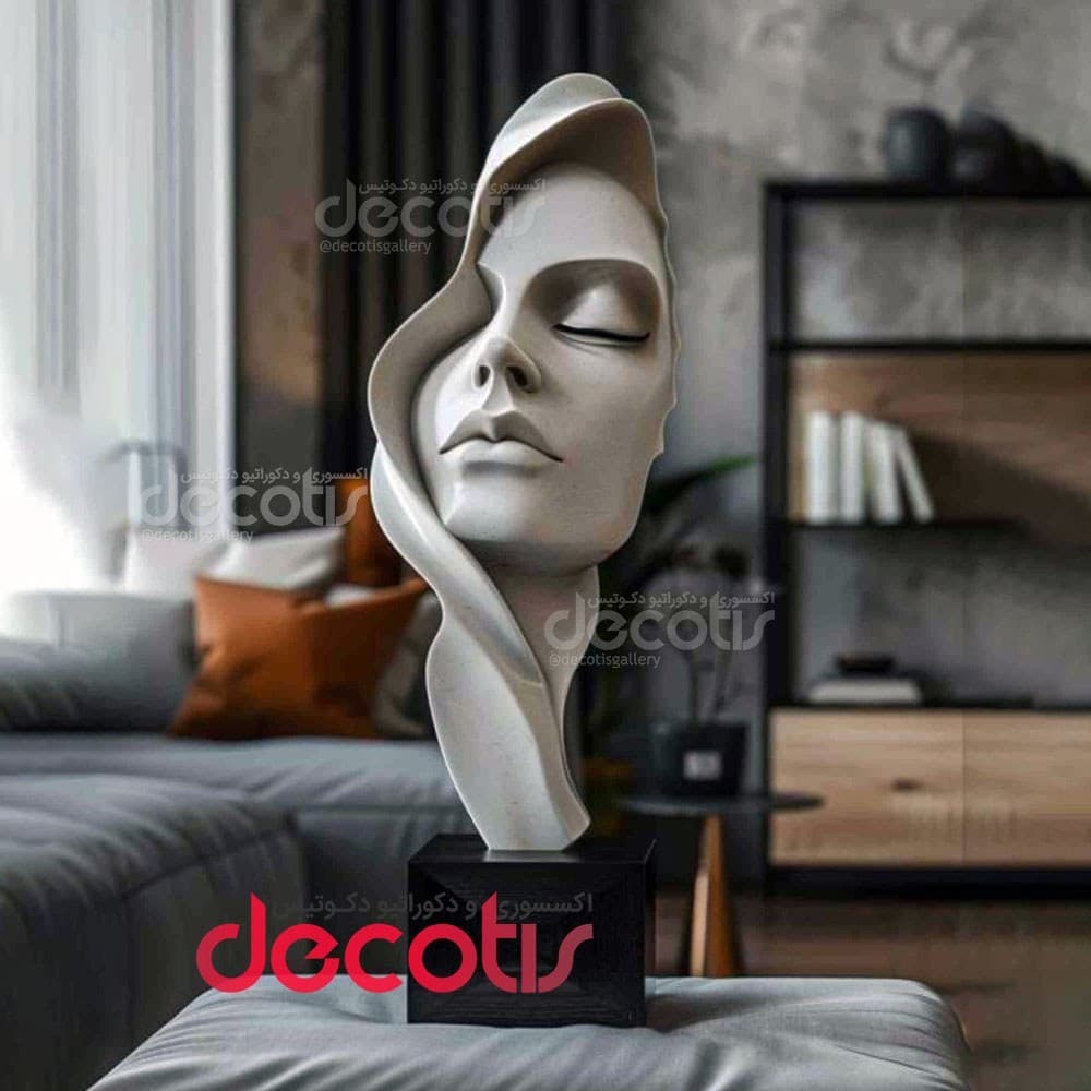 مجسمه نیمرخ دختر — تصویر ۲