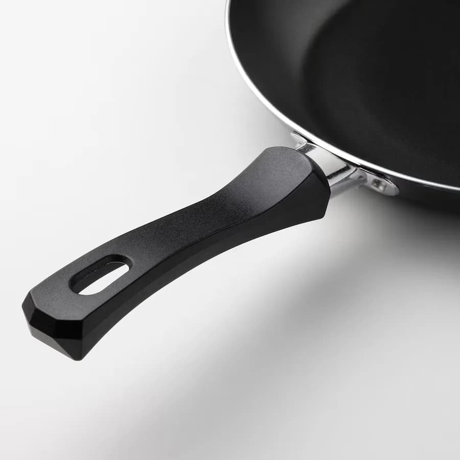 ماهیتابه ایکیا با روکش نچسب مشکی سایز 24 مدل TAGGHAJ — تصویر ۶