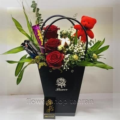 گلفروشی نزدیک در بلوار ابوذر منطقه 14